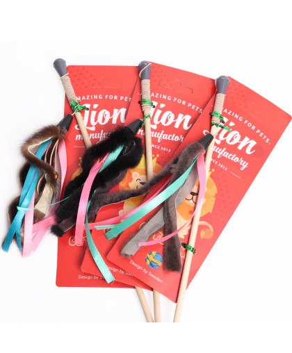 Дразнилка для кошек Мышиные хвостыс лентами, норка  50см LION