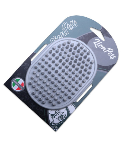 Щетка на руку из термопластичной резины 12,3*9,0см LION Щетка на руку из термопластичной резины 12,3*9,0см LION