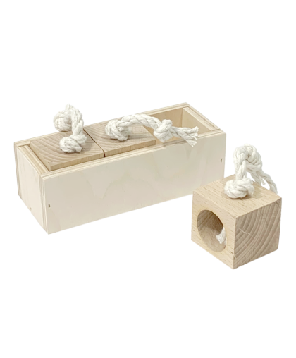 Игрушка для птиц умный бокс 14*6*5,5см LION Игрушка для птиц умный бокс 14*6*5,5см LION