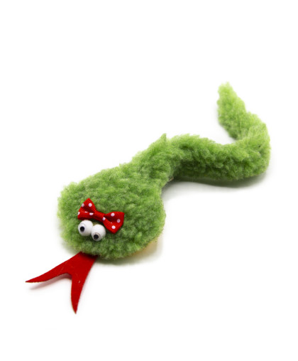 Игрушка для кошек Змея Оля с валерианой зеленая с бантиком 20*4,3*2,7см Госи/GoSi Игрушка для кошек Змея Оля с валерианой зеленая с бантиком 20*4,3*2,7см Госи/GoSi